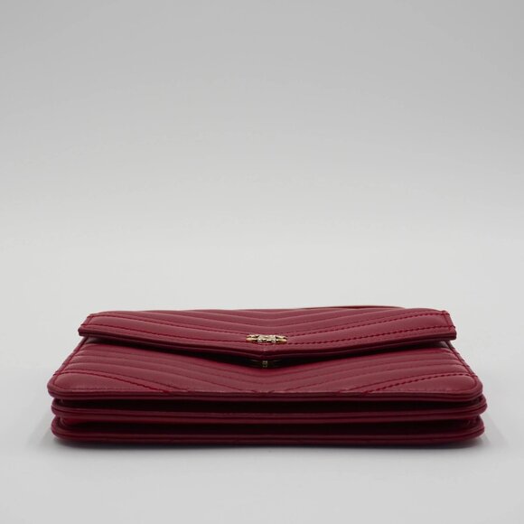 Pre-owned CHANEL Red Wallet On Chain - Chevron V-Stitch - Picture 3 of 5